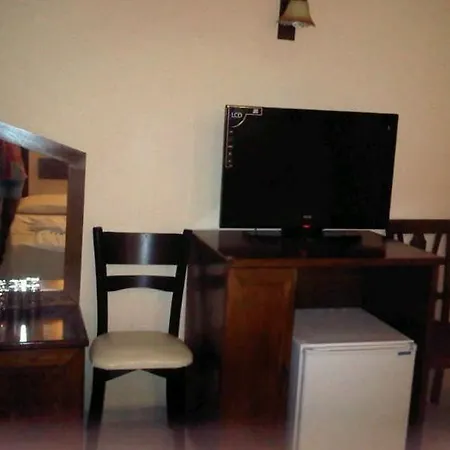 Salinas 3* גומבט