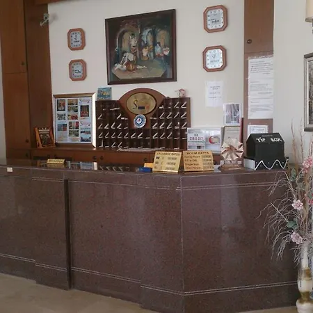 מלון Salinas גומבט