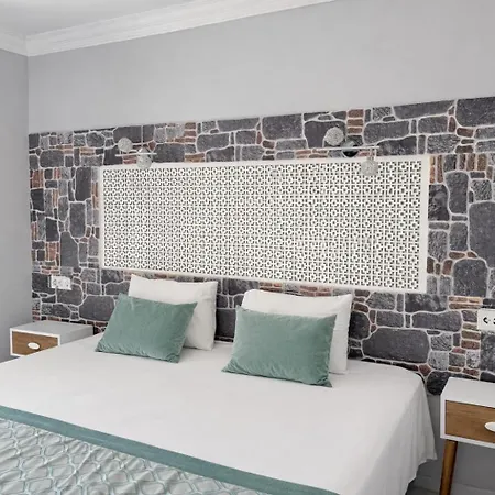 Salinas Hotel 3*