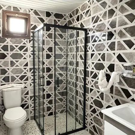 Hotel Salinas 3*