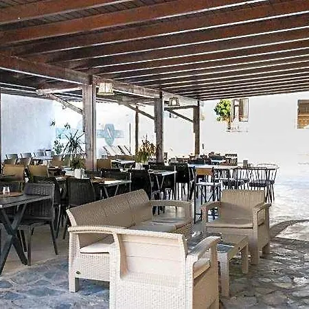 Salinas 3*