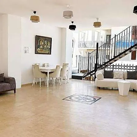 Salinas 3*
