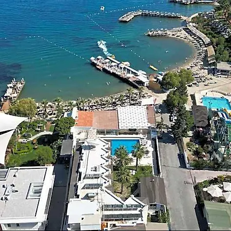 Salinas Hotel 3*