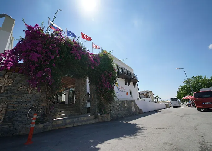 Salinas 3* غومْبيت