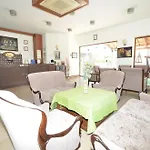 Hotel Salinas 3*